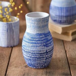 Set of 2 Farmhouse Blue Lagoon decorative vase